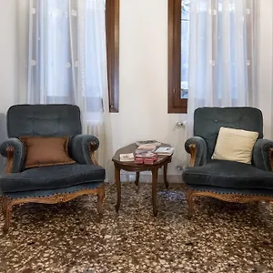 ** Affittacamere Corte Del Paradiso Italia