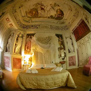 *** Pensión Casa Museo Palazzo Valenti Gonzaga Italia